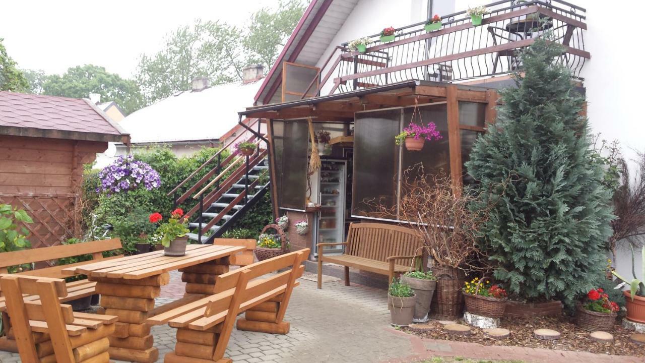 Pokoje Goscinne Renata Knitter Komnino Exterior photo